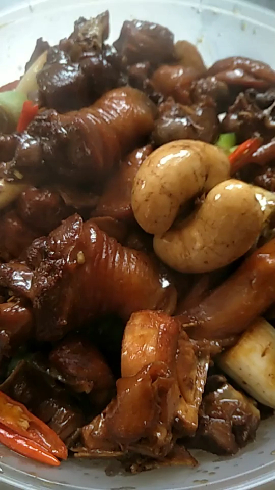 这是传说中的公鸡蛋!