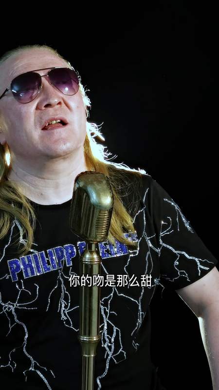 2020-12-234猫王胡晓鸿408粉丝  关注谁说篮球场上一定得靠身高的,你