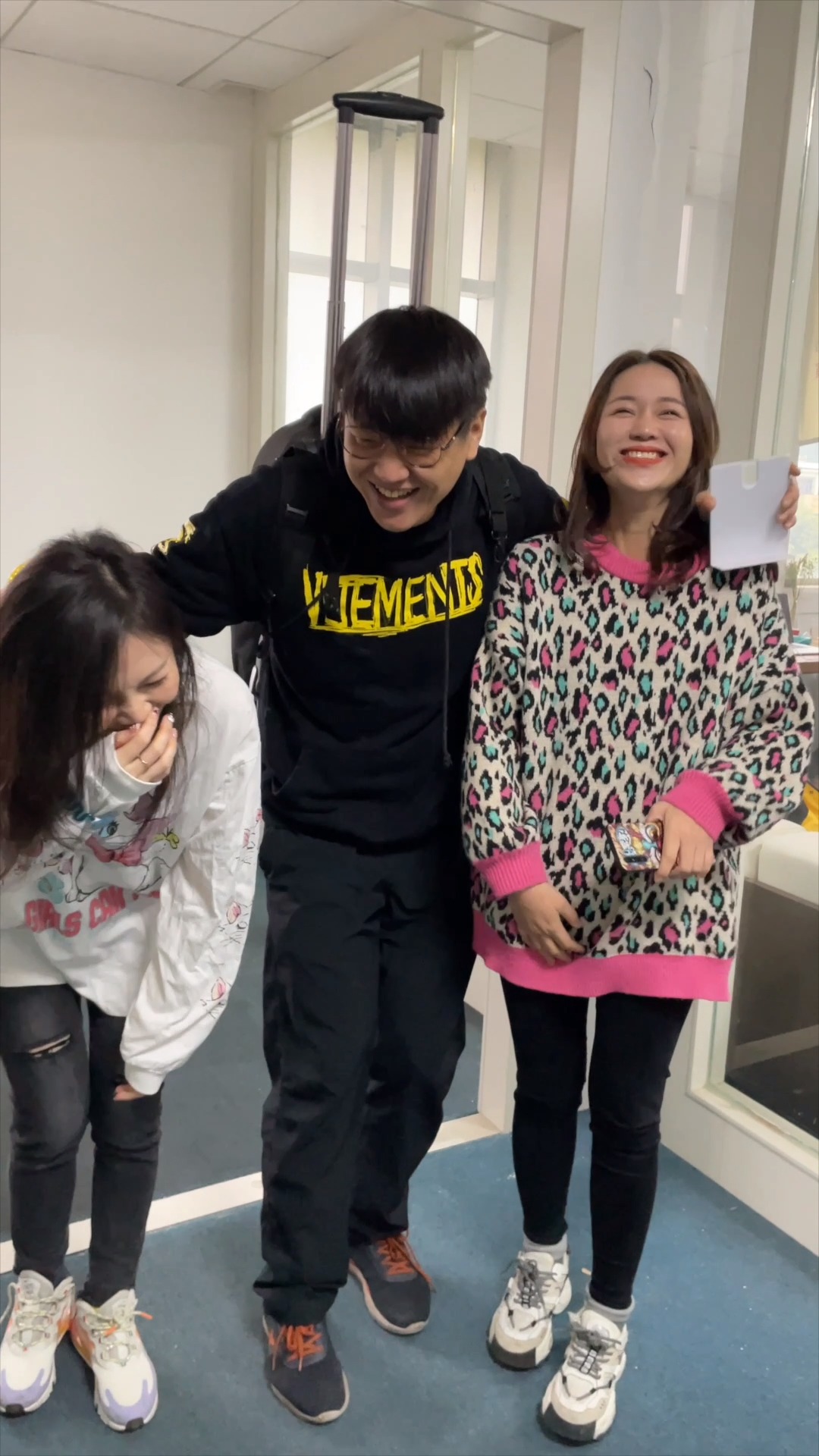 搞笑视频#爆笑狈总拍摄ng花絮-度小视