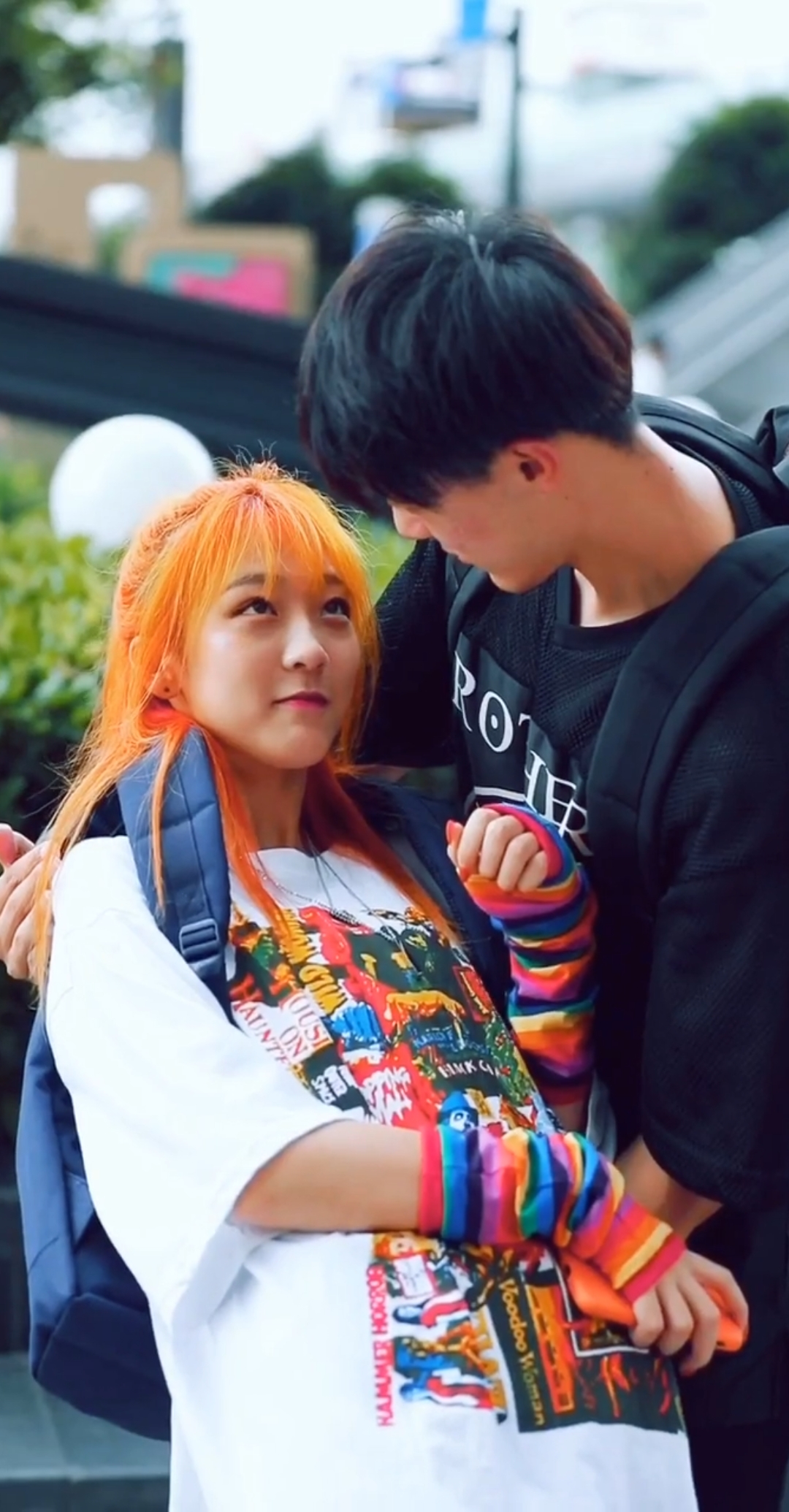 放开那个女孩,下一句是什么