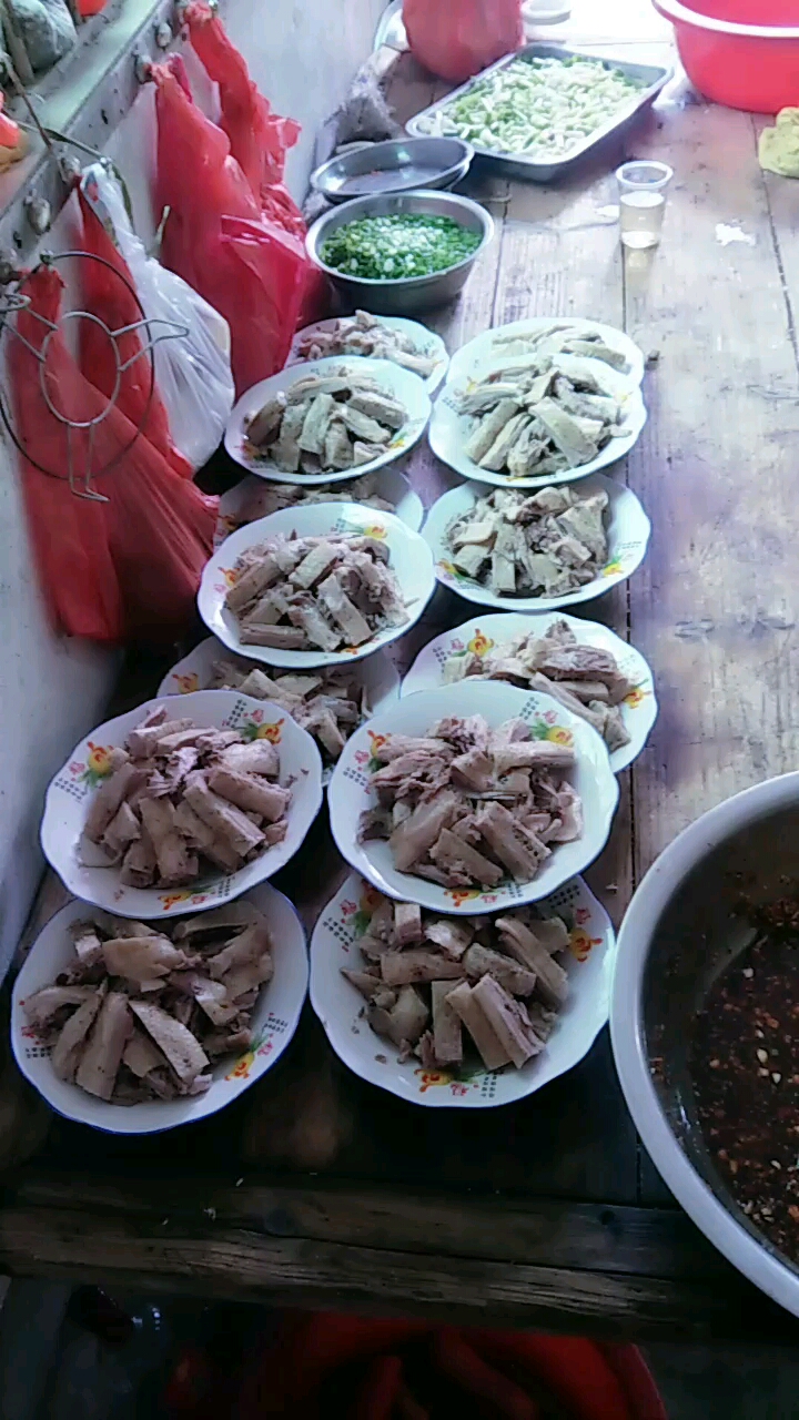 我家儿子满月酒的炒的菜.