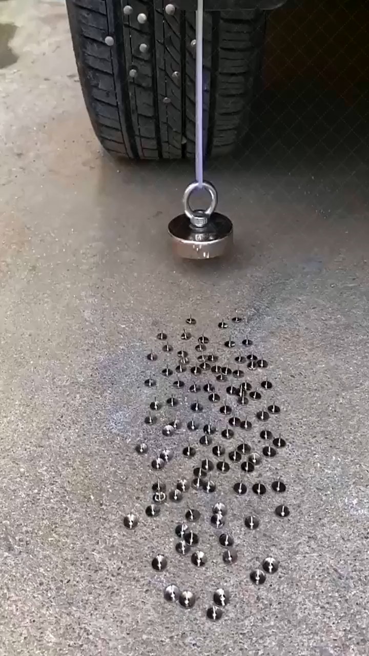 新奇工具神器强力打捞磁铁汽车防扎胎上