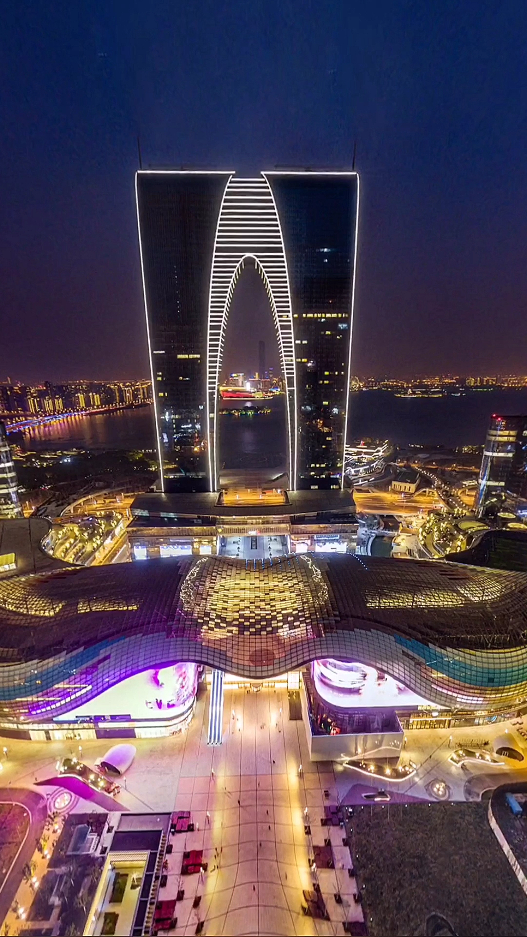 我的私藏景点#苏州·cbd夜景全景:问你冷不冷,你说已是秋!