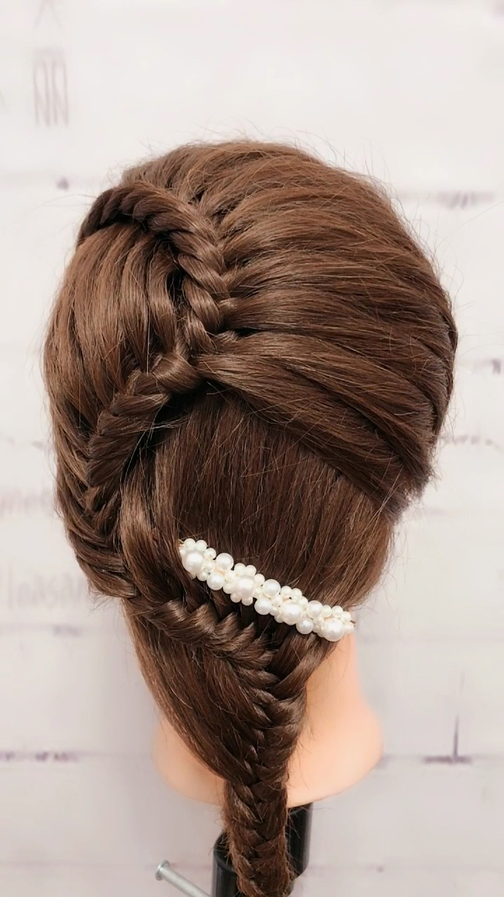 我是造型师#自创伴娘发型