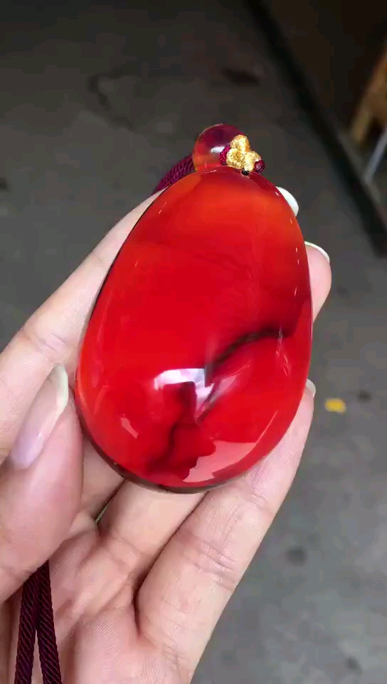 血红茶珀,美吧?