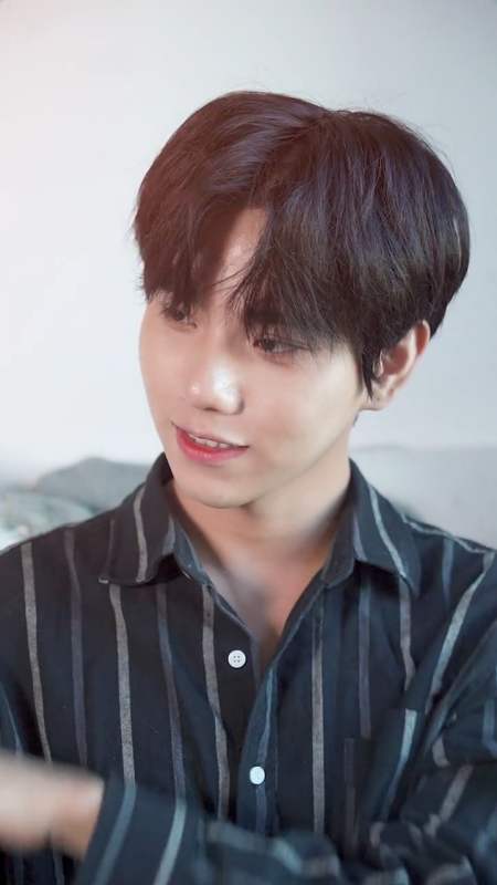 扫码下载度小视 发个视频 让别人知道 志鸿白马小志 28.