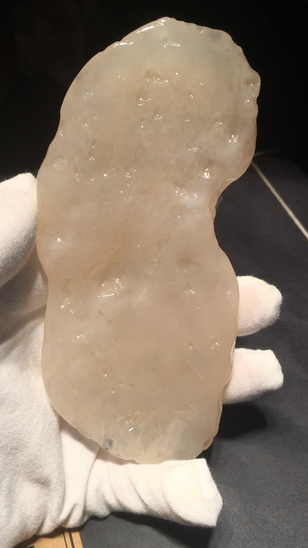 寿山石荔枝冻石