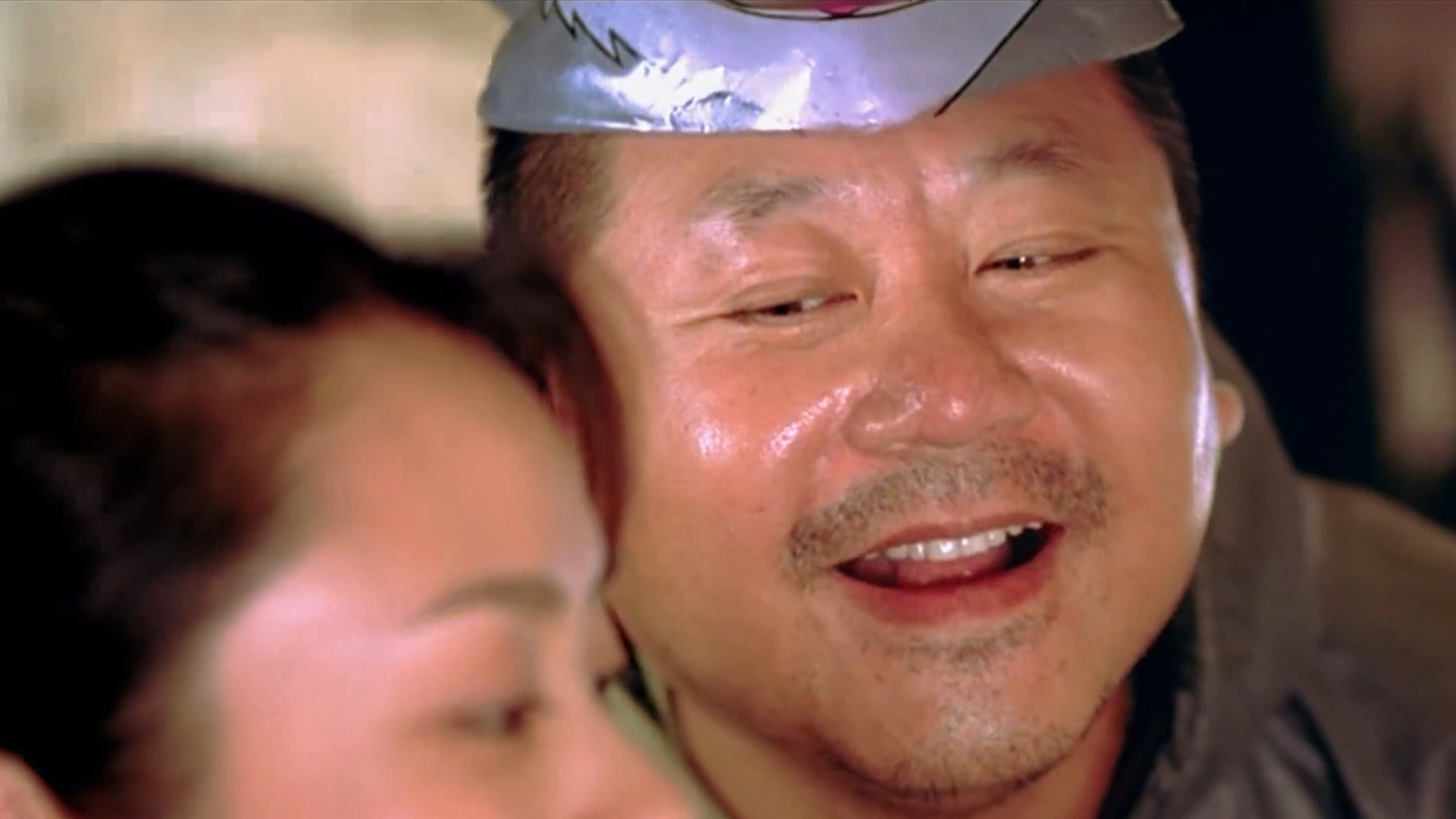 天下无贼:结巴范伟火车上打劫,没想到全是贼,让人爆笑不已!