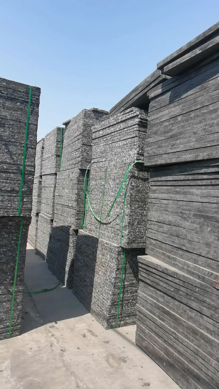 免烧砖托板#免烧砖机托板 #免烧砖机纤维托板#免烧砖机玻纤板-度小视