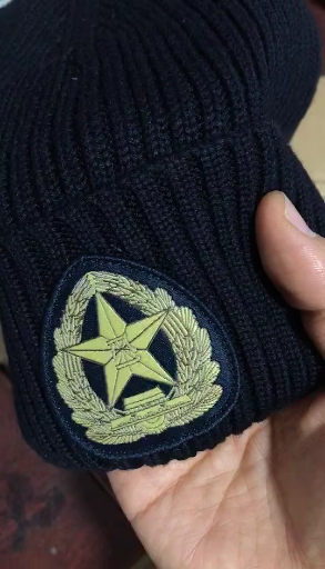 兵哥哥#17地勤冬指针帽