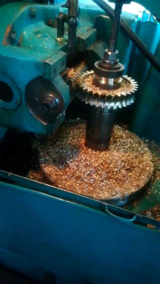 大批量铜蜗轮滚齿加工!