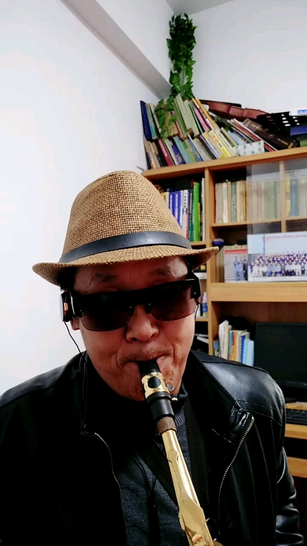 萨克斯独奏《为你等待》