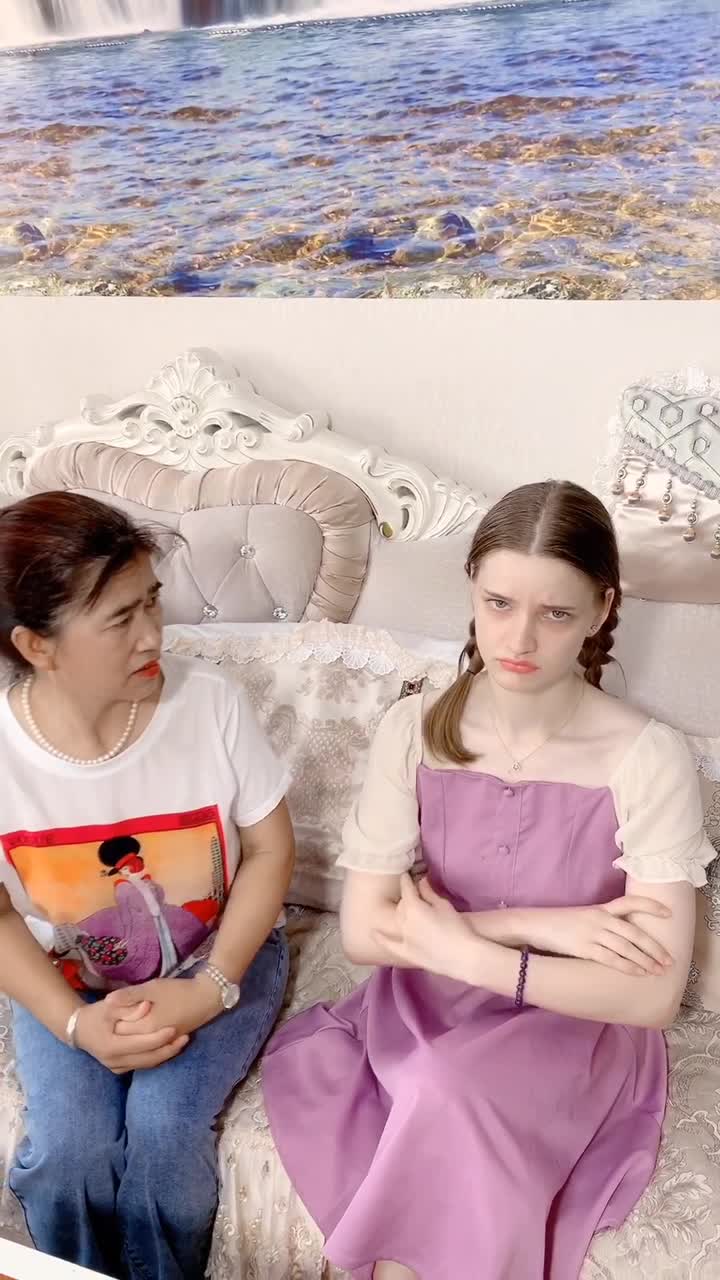 俄罗斯儿媳妇给自己起中文名字,把中国婆婆吓到呢