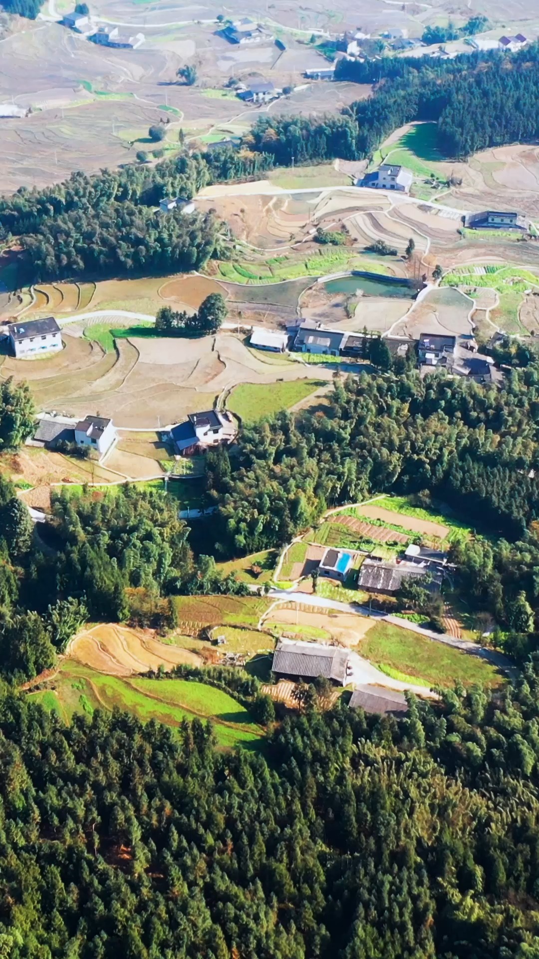 我要上热门#四川兴文巴茅湾,山区梯田,乡村美景