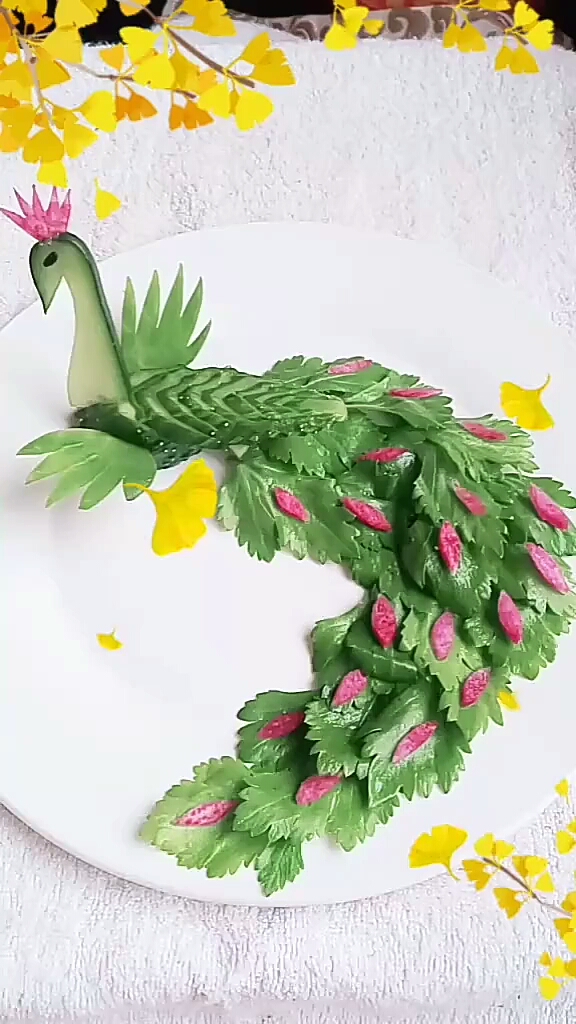 蔬菜孔雀造型图片图片