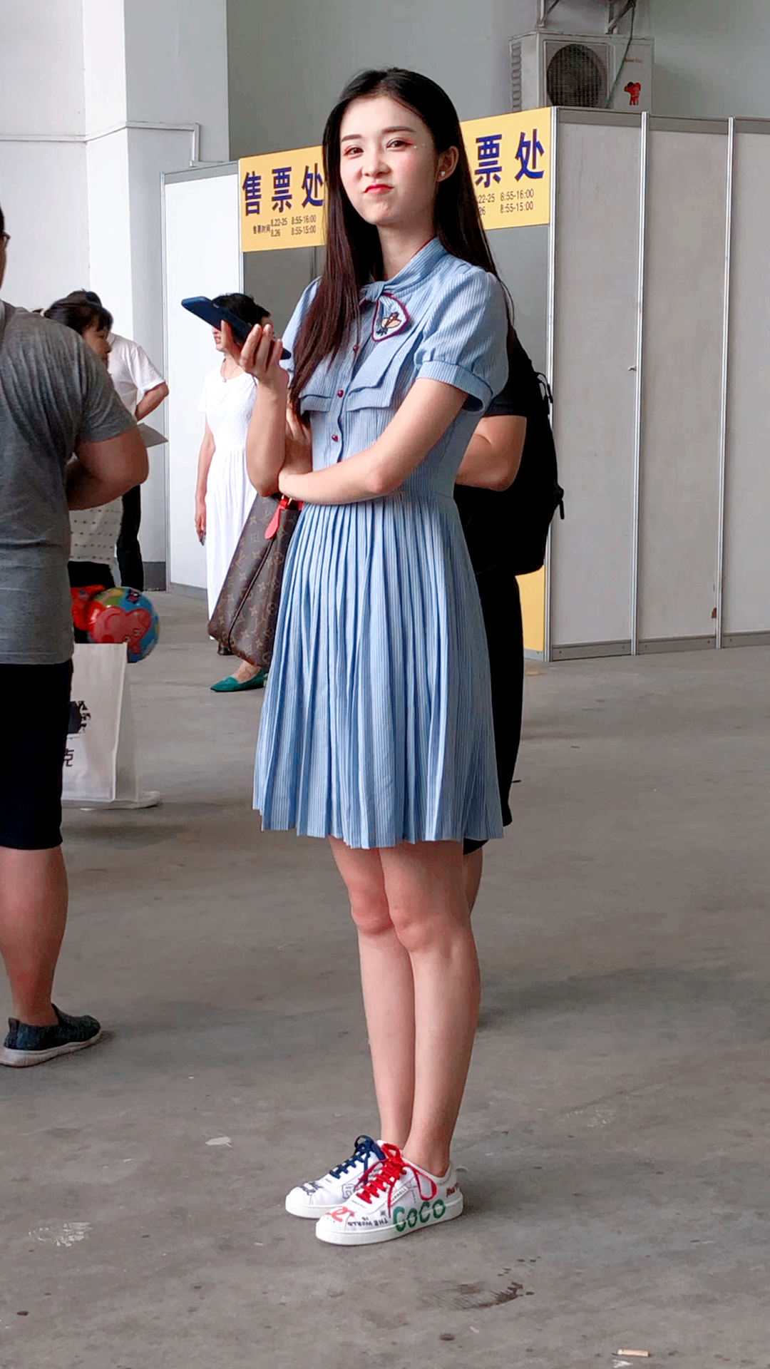 中秋#提前祝宝宝们中秋节快乐车模小姐姐凉凉