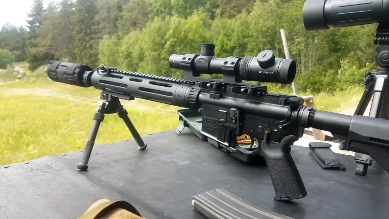 这还是我认识的ar-15步枪吗?被老外改装的越来越科幻了