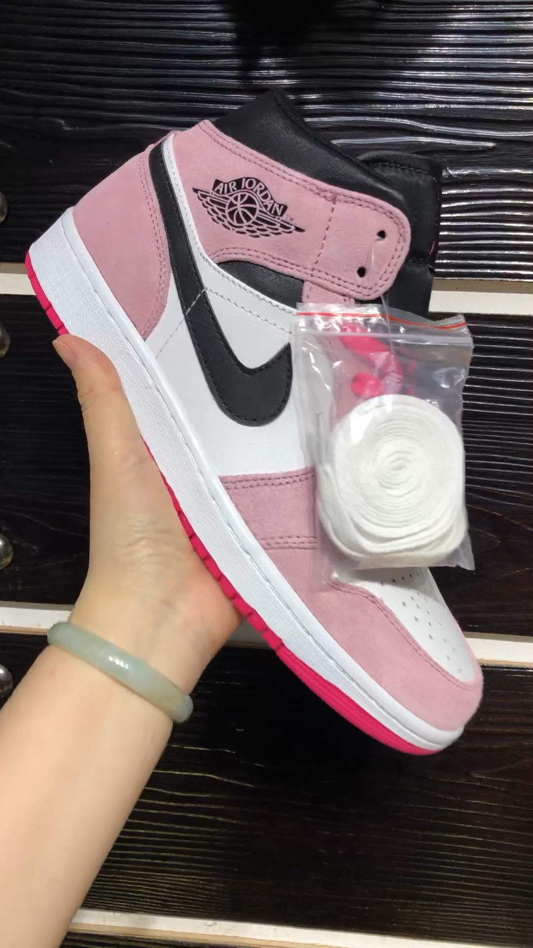 小姐姐##air jordan 1 mid aj1 中帮白粉麂皮男女码留码安排一下