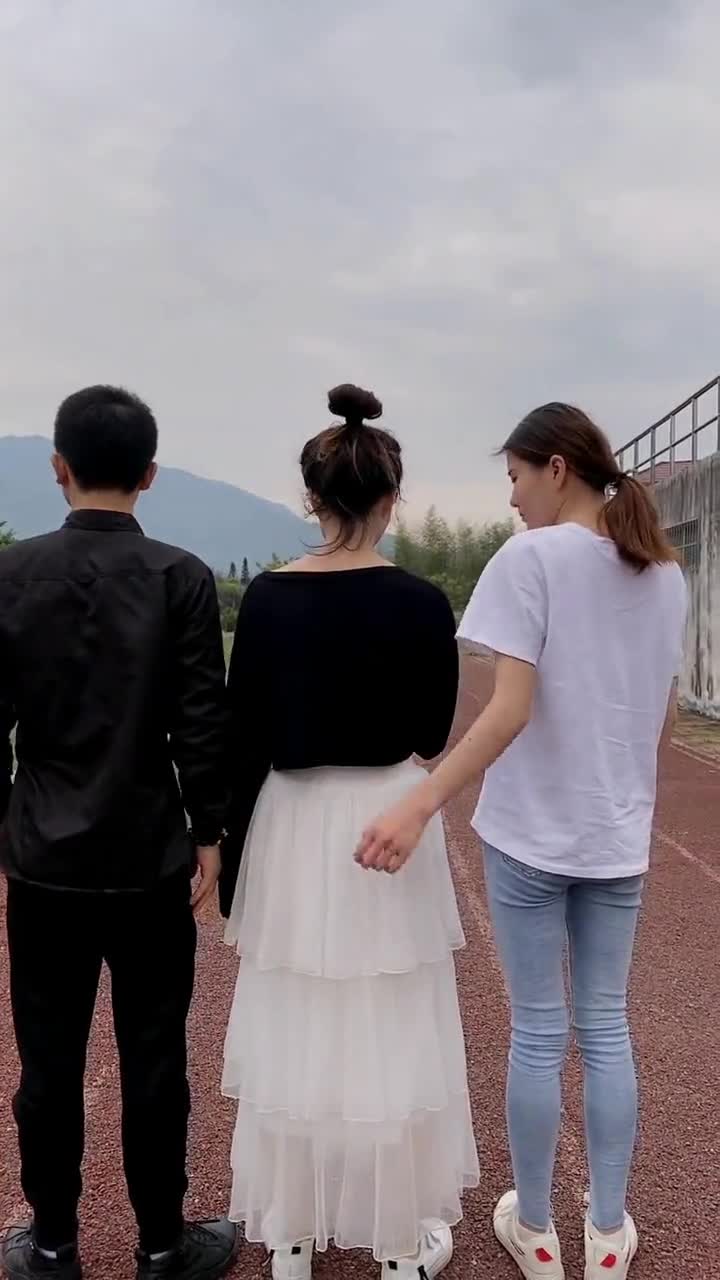 三人行必有背叛,这关系看的我实在是混乱了!