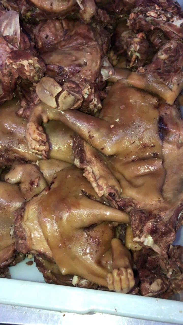 13号沛县早市狗肉开卖啦!