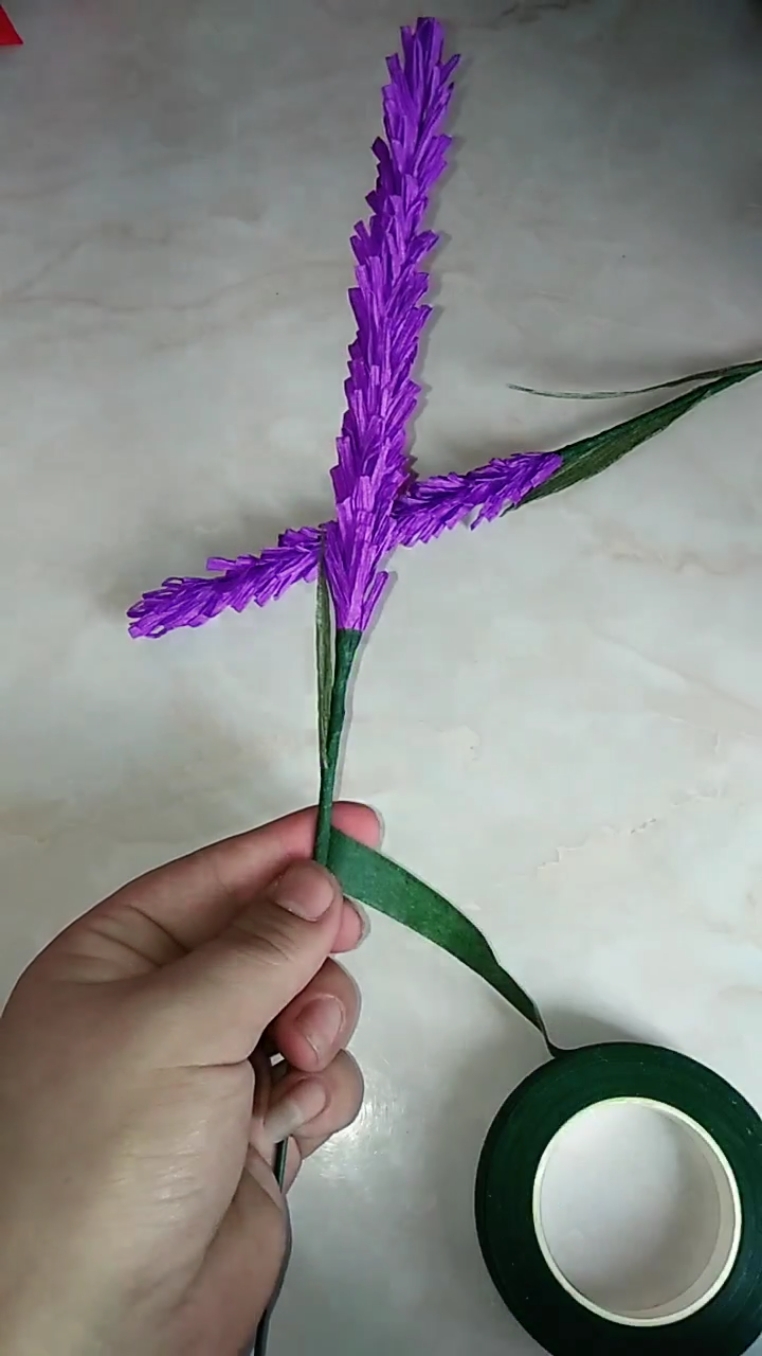 皱纹纸做的薰衣草