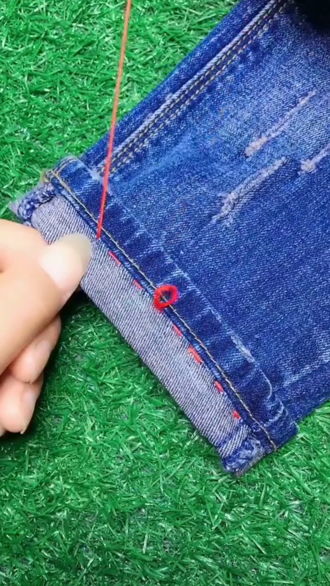 今天帮胖老妈改一下裤腿