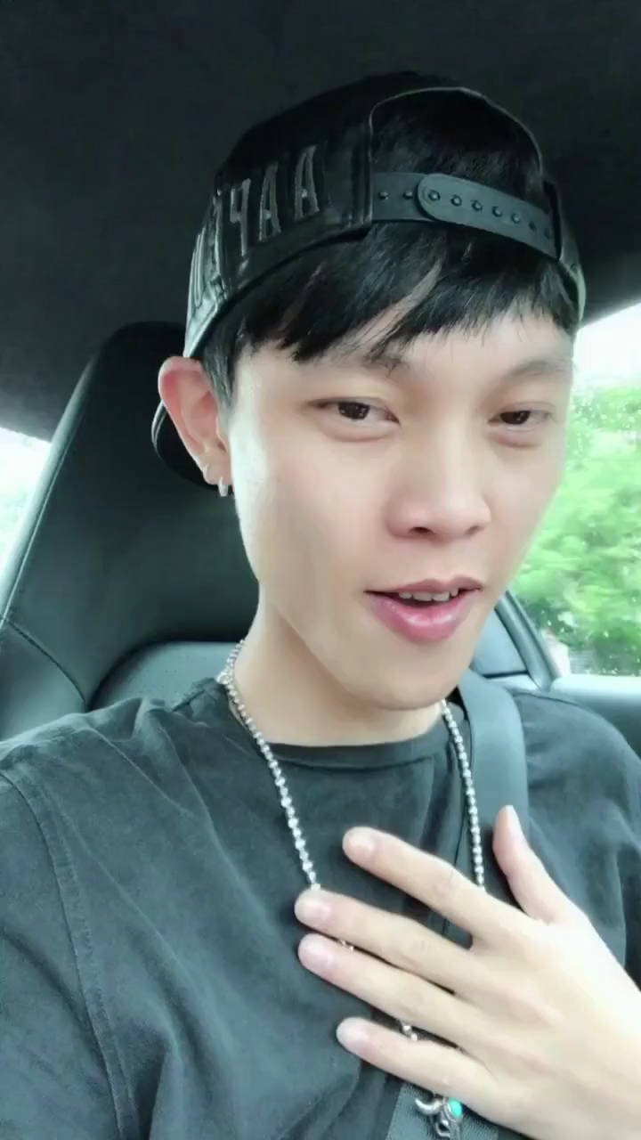 讲得对.嘿嘿@广东雨神(卢大雨)