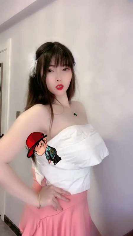 小白妹纸超爱吃微胖女生卷纸挑战多少有点废纸