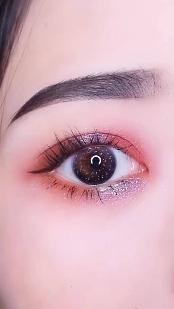 星空眼妆不灵不灵的,有和我一样喜欢的吗?