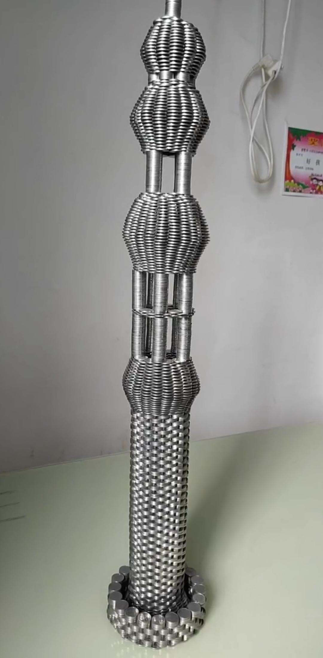 一角硬币制作宝塔成功了