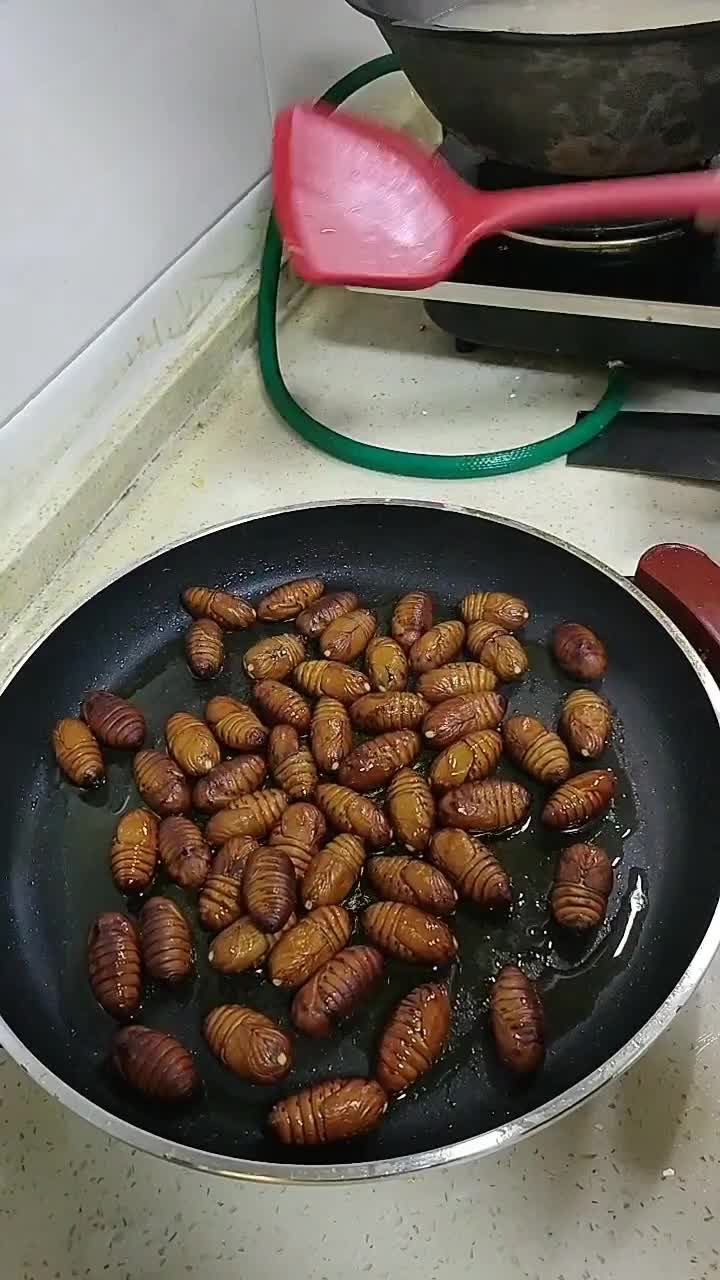 蚕蛹这样做,大人小孩都爱吃!