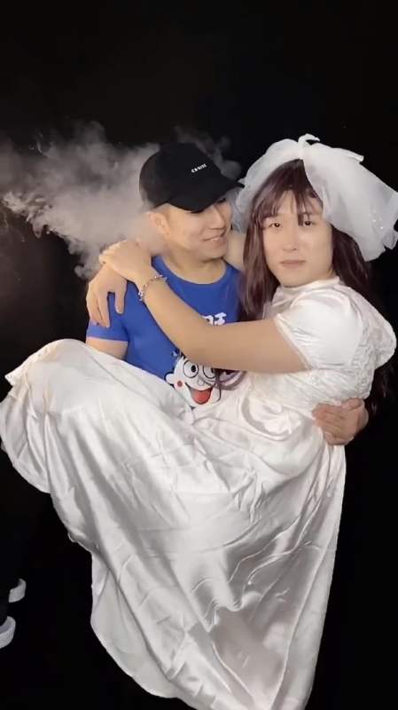 搞笑段子剧#憋大招,洋某露脸,舒克女装