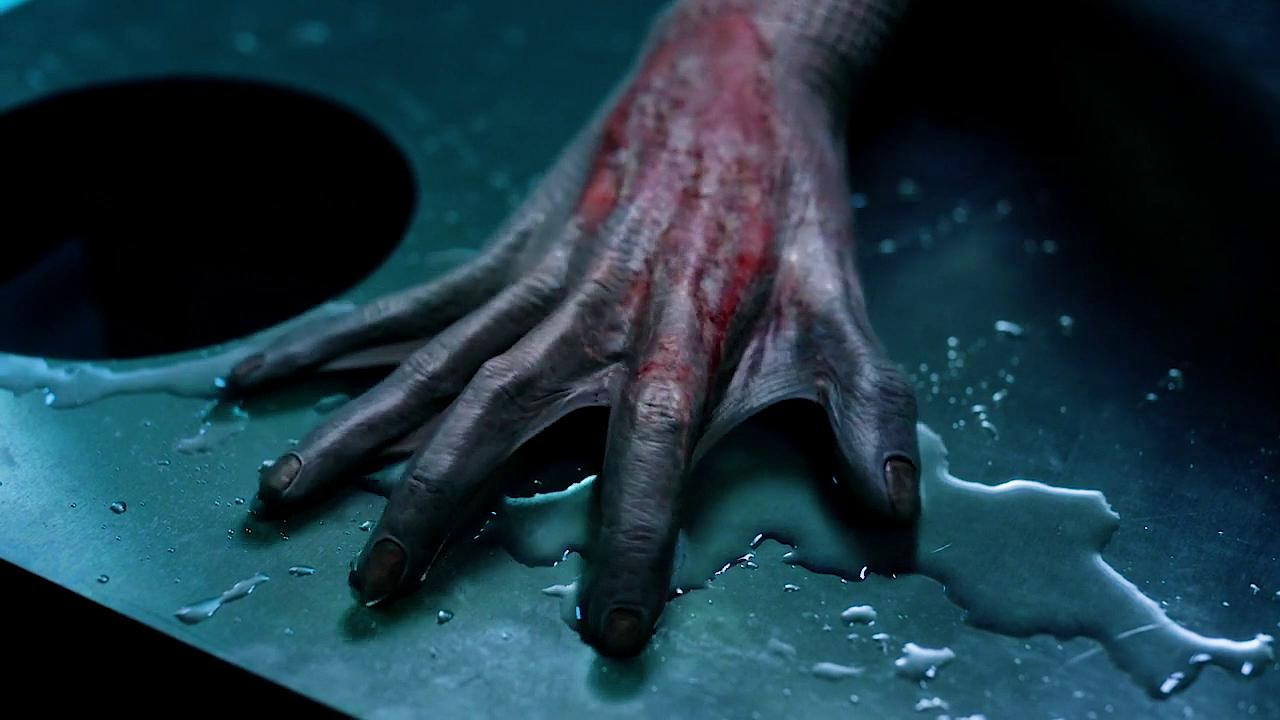 诡媚海妖11:为挽救人类性命,美人鱼公开变身过程,看着都疼