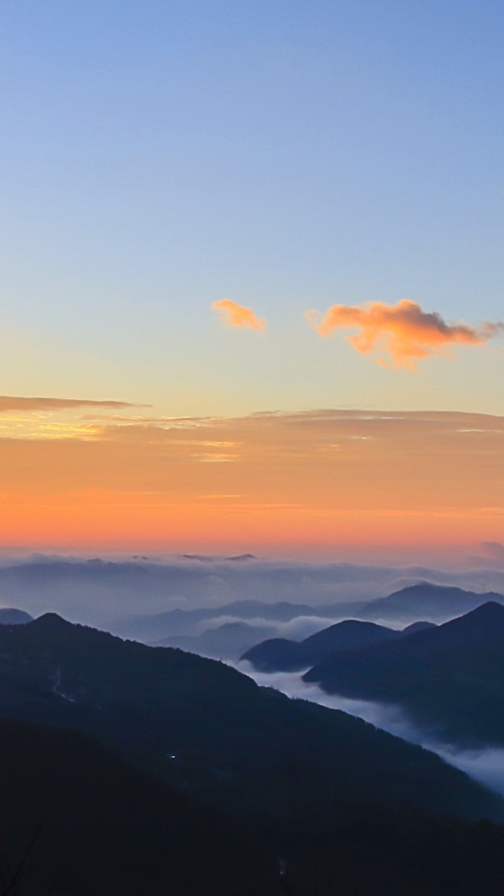 旭日朝霞和云海,美丽的早晨决定一天的心情