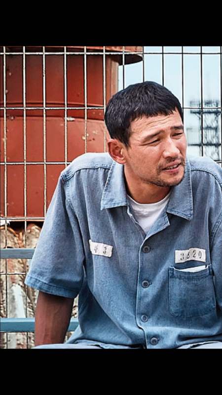 好看电影#韩国检察官有多厉害,在监狱混成了黑老大连狱长都怕他,纷镲