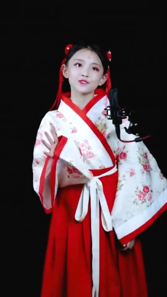 第一次听童模宋小睿唱生僻字,恕我直言,这首歌有点跑调了