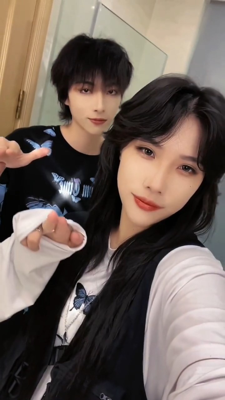 小姐姐美有姬老师谢谢你是九总的一日助理