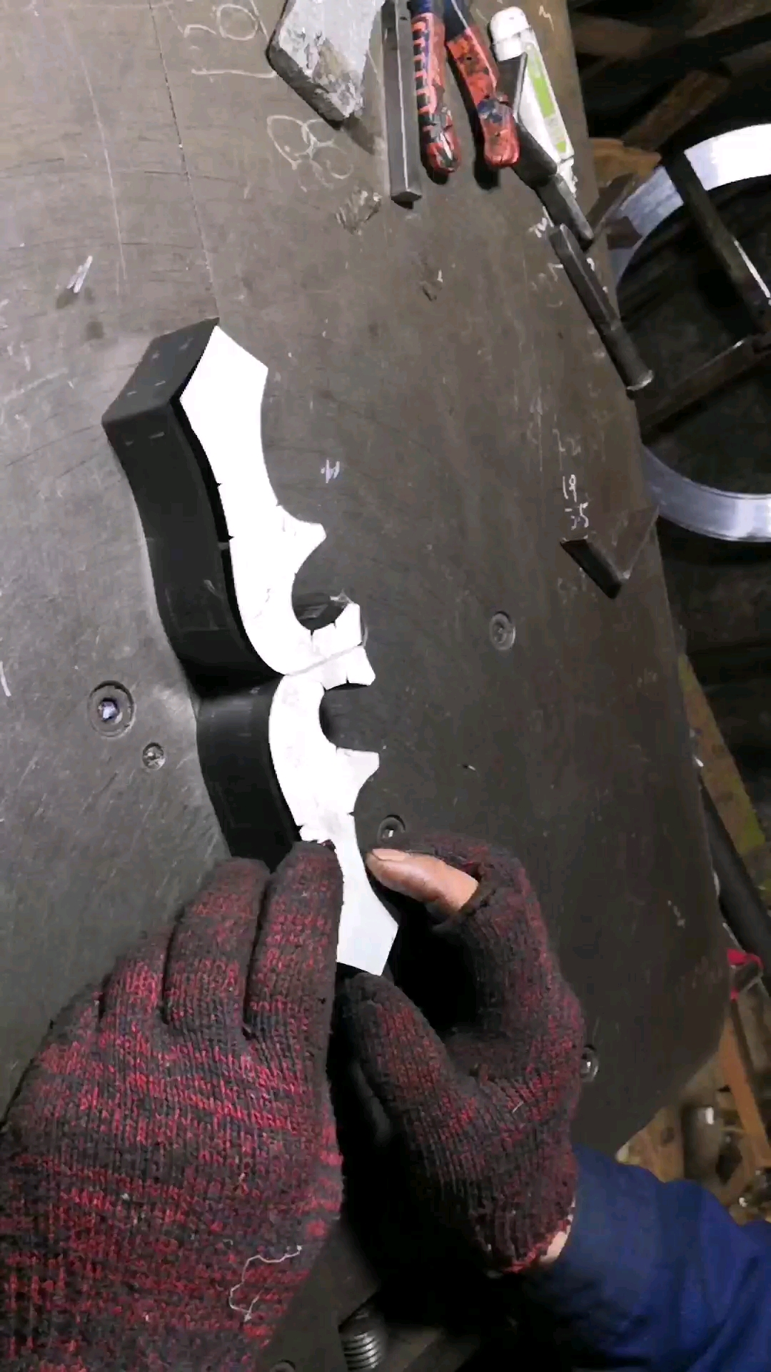 这是什么模具,全是锋利的刀口,有同学认识吗?