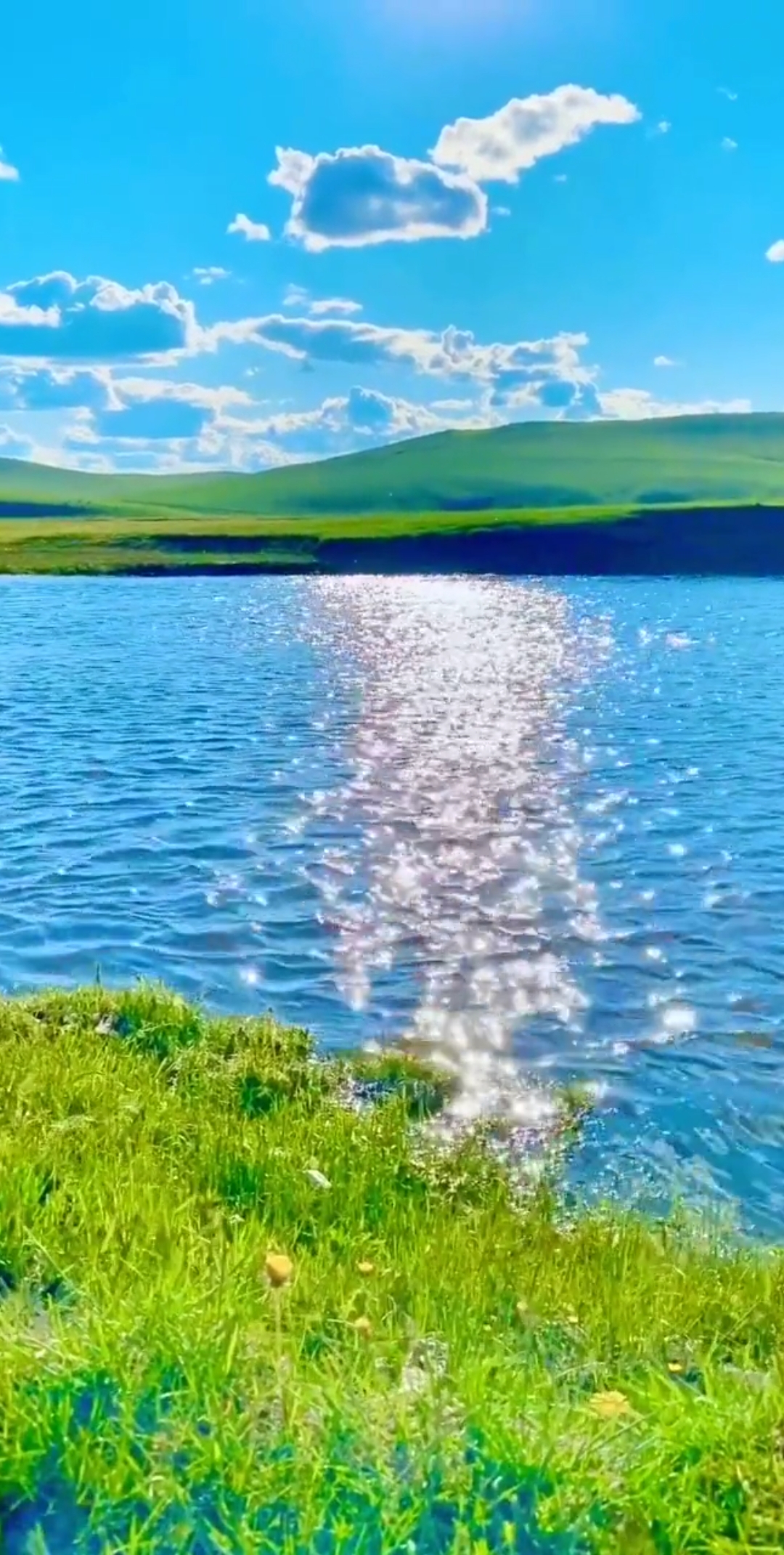 旅游进行时#水清草绿,蓝天白云.晴空万里.心情好好