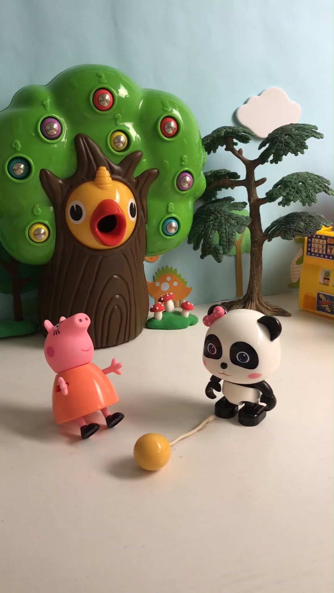 妙妙把猪妈妈订的棒棒糖送来了