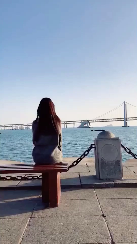 只是想一个人静一静