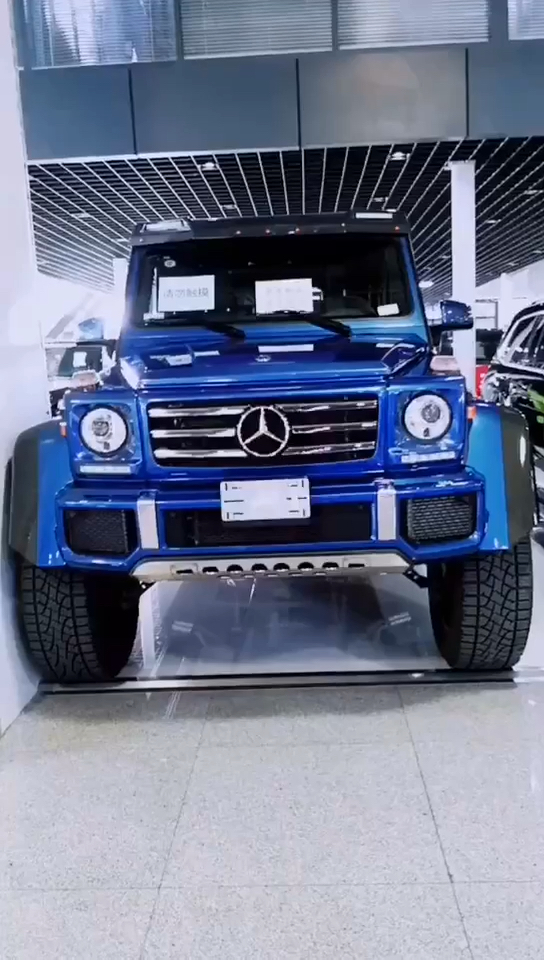 这样的大蓝色奔驰大g,好看吗