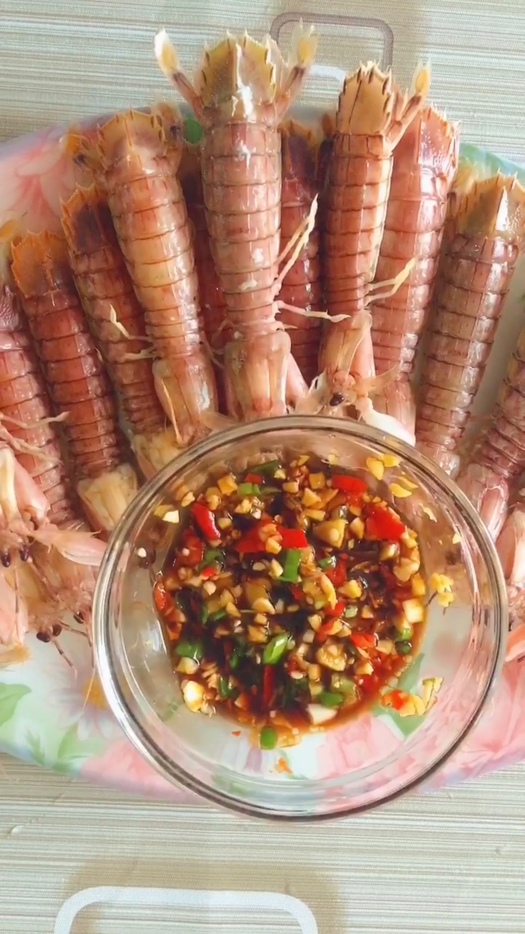 清蒸皮皮虾原汁原味做法超级简单!-度小视