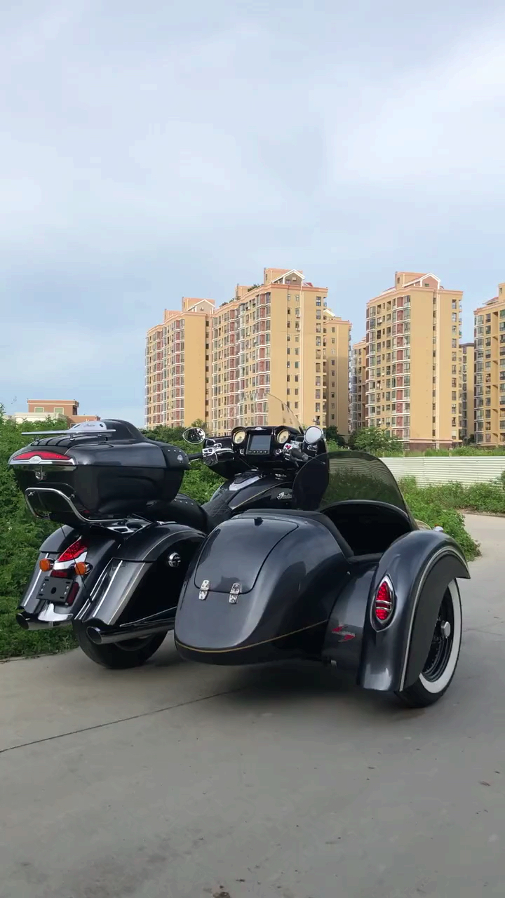 国内仅此1台2017印第安公路大师三轮