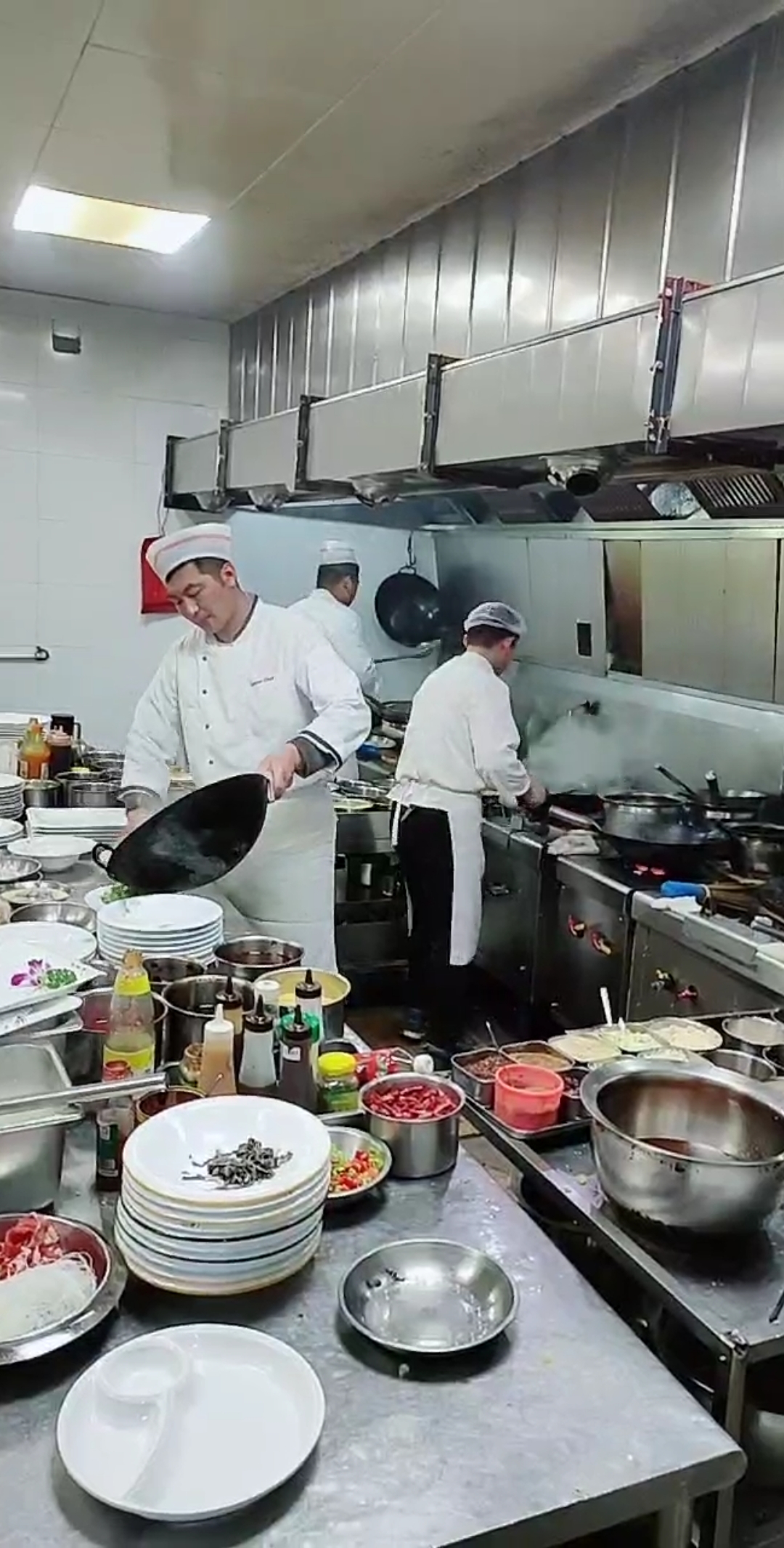 记录我们的后厨生活#最真实的饭店后厨