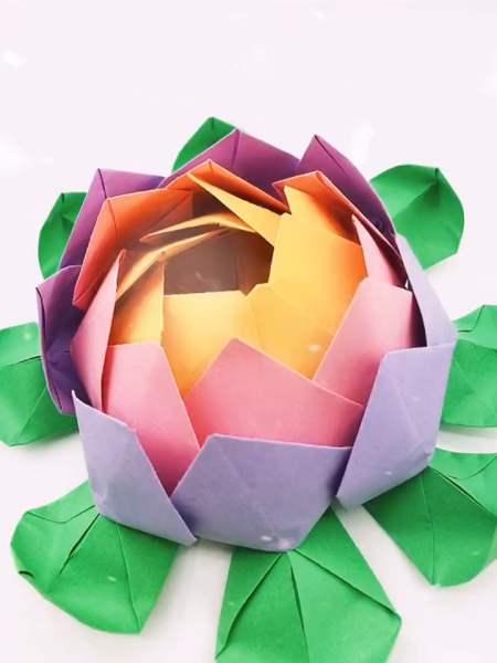 扫码下载全民小视频 有趣有收获