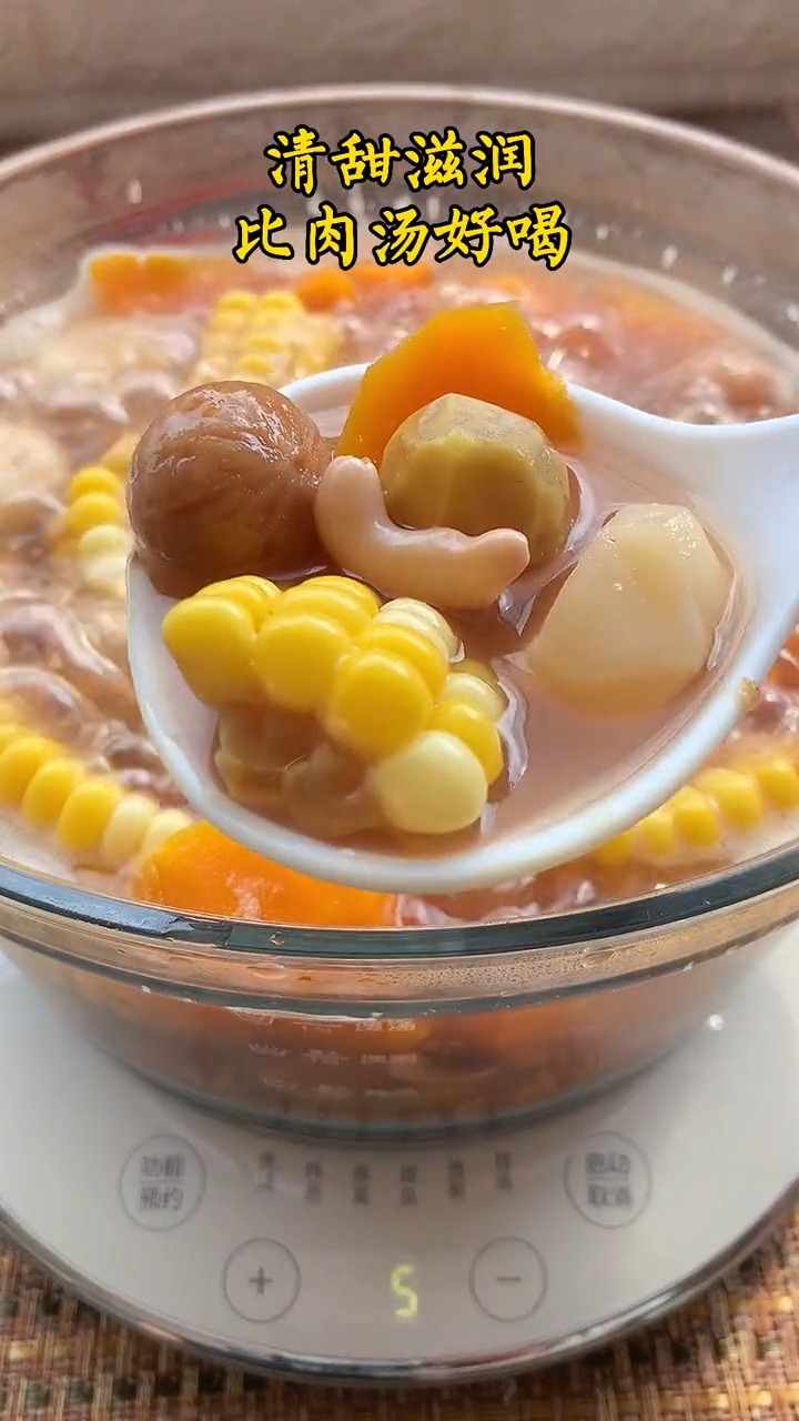 爱喝汤但又不想加肉,你可以试试老广斋汤,适合,秋天喝的汤,一起吃饭吧