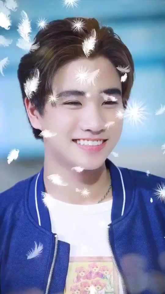 最美笑容征集#泰星【不期而爱】泡芙perth 小哥哥的笑太好看了,笑档 