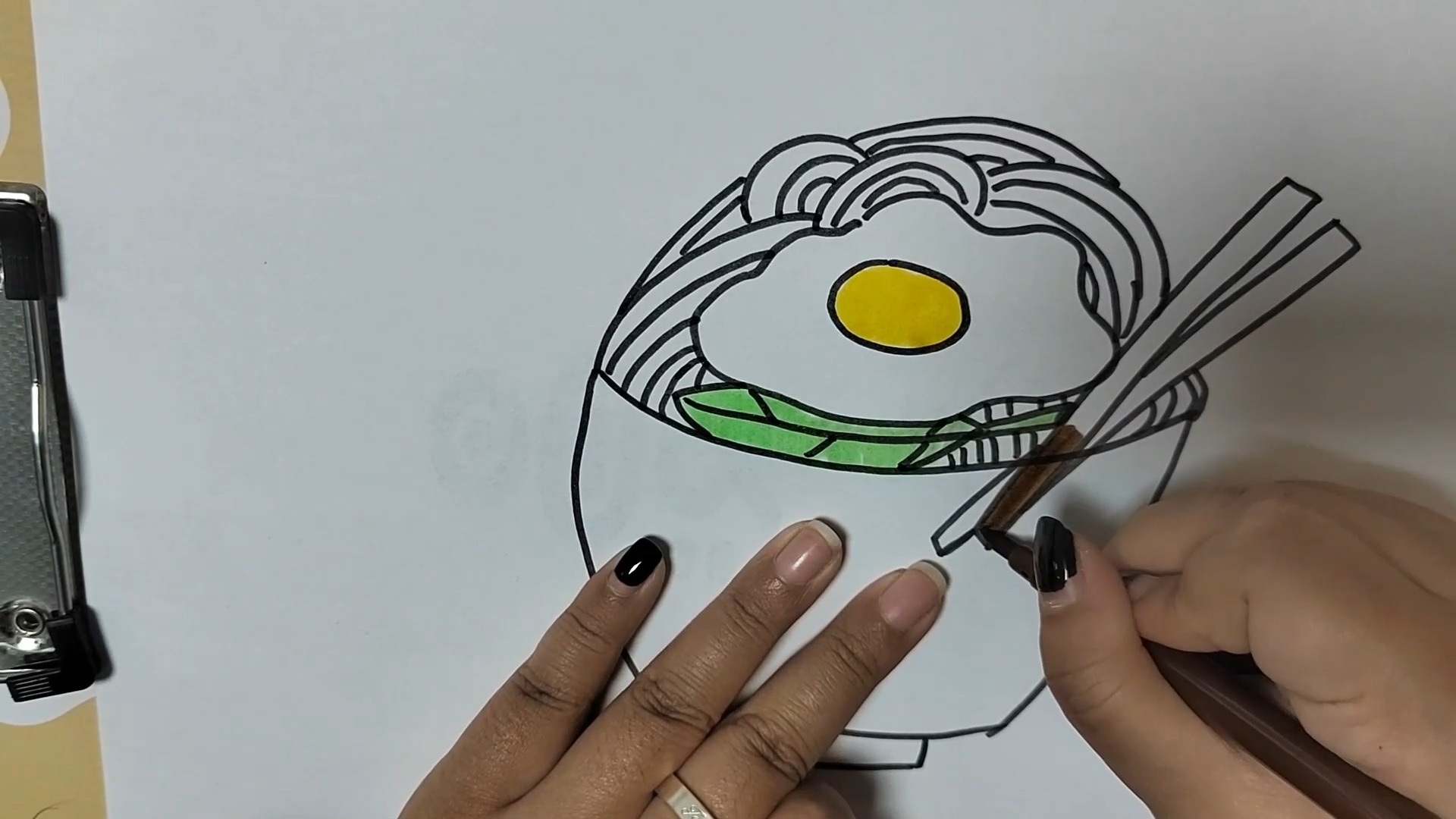 小雨教你画鸡蛋面很好学的画法