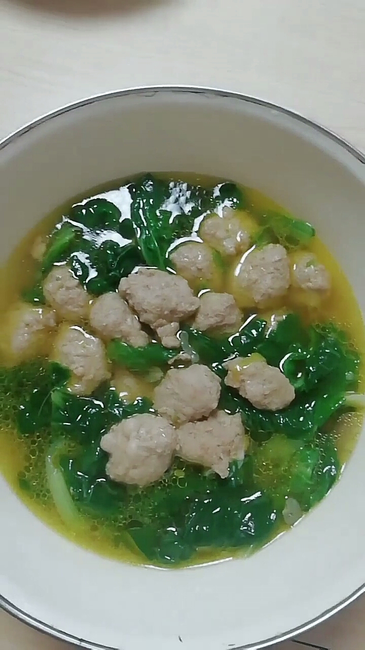 肉丸小白菜,味道鲜美极啦!